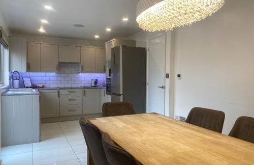 3 Bedroom House - Photo 7