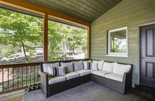 The Glabin Garrison Gem with Hot Tub and Fire Pit - Foto 25