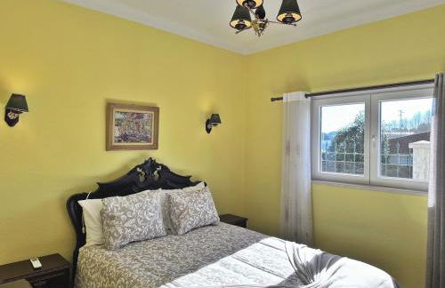 T3 Cozy Old House with XL garden - Foto 27