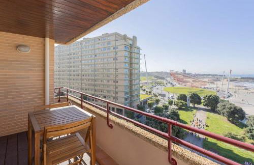Liiiving in Matosinhos - Seaside Balcony Apartment - Foto 4