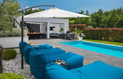 Stunning Home In Sivati - Photo 12