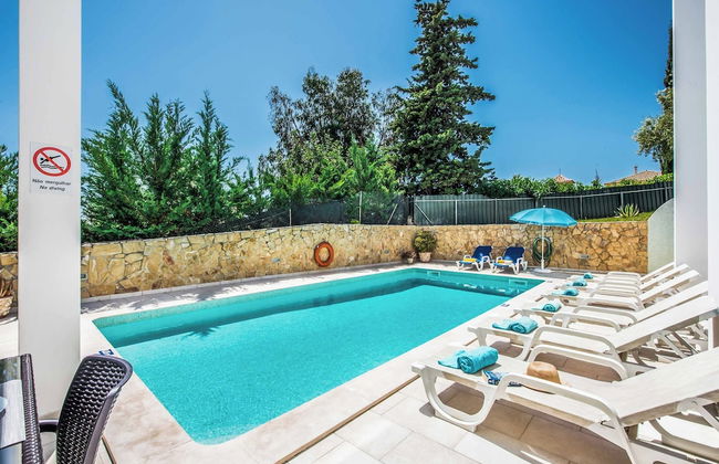 Villa Sao Joao - Photo 9