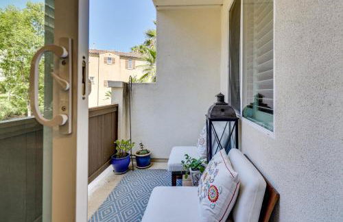 Walk to Public Transit Oceanside Home with Balcony - Photo 23