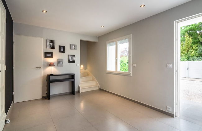 Luxurious Villa in Saint Genies de Fontedit With Heated Pool - Foto 3