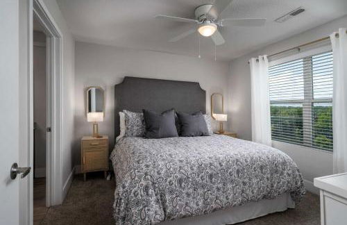 Fourth & River - Top-Floor condo with River Views - 3 King Suites - Foto 14