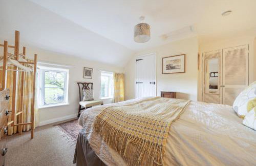 Grasshopper Cottage - Photo 14