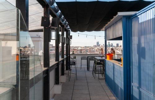 SmartRental Collection Gran Via Centric - Photo 14