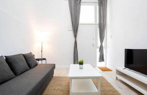 Loft reformado en Marques de Vadillo con patio privado - Photo 15