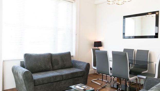 Access Little Venice - Photo 2, Primary image