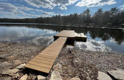 Lakefront Paradise near everything! - Foto 4