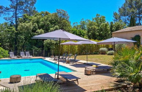 Beautiful Home In Besse Sur Issole With Wifi - Photo 2