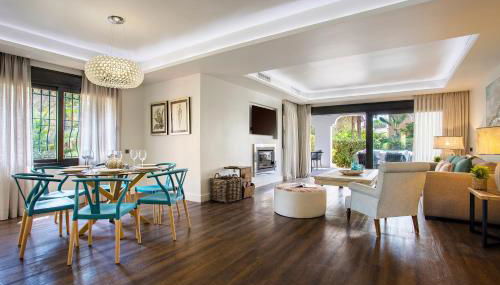 Genteel Home Venalmar Terrace - Photo 2