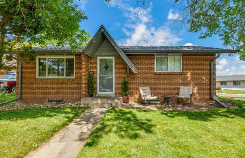 4BD Near DT | Hot Tub, Pingpong & Backyard Fun - Foto 29