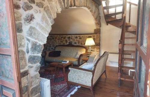 Andromahi Stone House - Photo 10