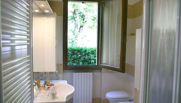 Ducha del cuarto de baño