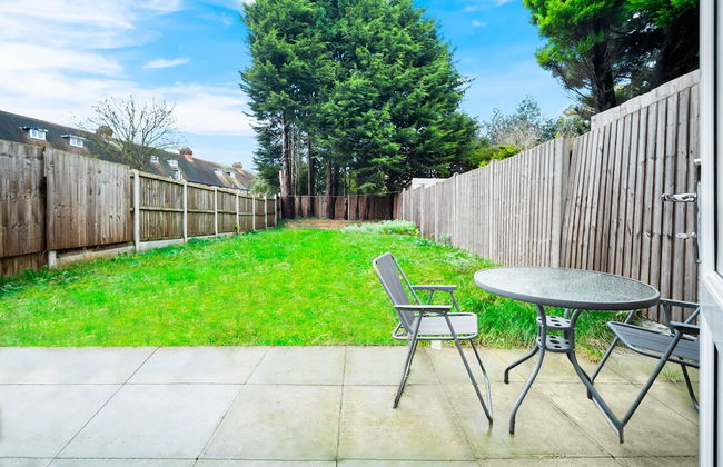 Large Family House With Garden Close to Birmingham - Foto 17