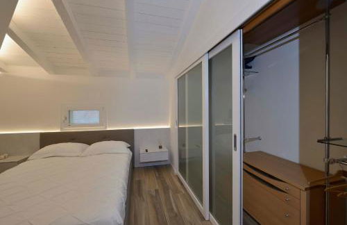 Grenier Blanc - Elegante mansarda - Foto 11