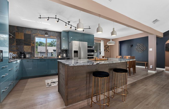 Sinatra Fun 5BD Home Huge Pool Game Room - Foto 11