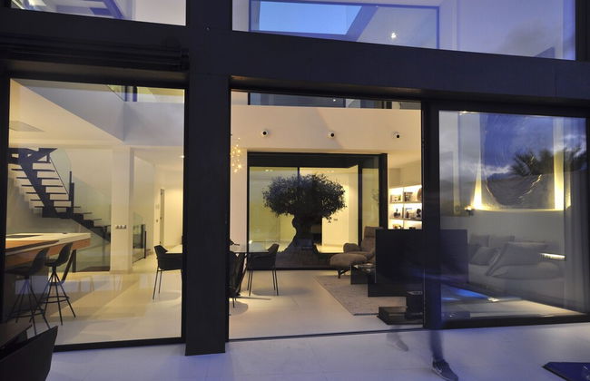 Montblau in Buger With 4 Bedrooms and 5 Bathrooms - Foto 29