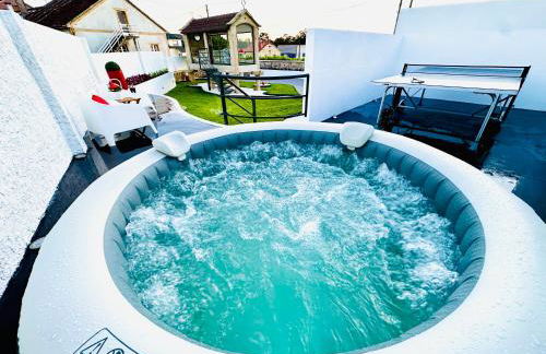 ÁTICO BOJ - Terraza con jardín & Hórreo Chill con vistas al mar - Foto 40