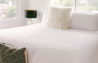 Luxe OB Home, Walk to Beach, Sauna, and Backyard - Photo 22