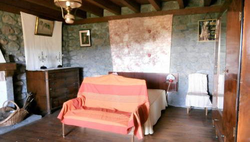 Maison de charme dans le Parc des Volcans d'Auvergne avec terrasse - Foto 3