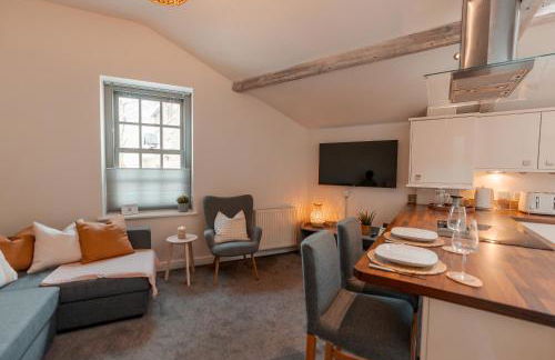 Bridge Apartment - Photo 27