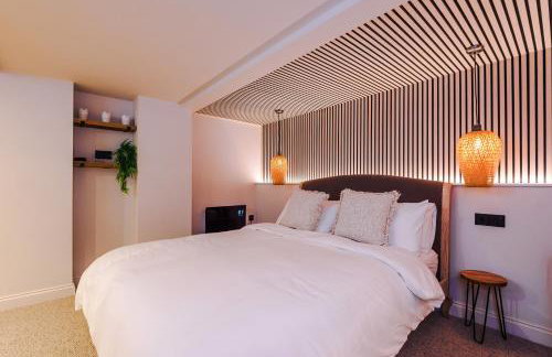Opulent Oasis Large Luxury home sleeps 10 - Foto 52