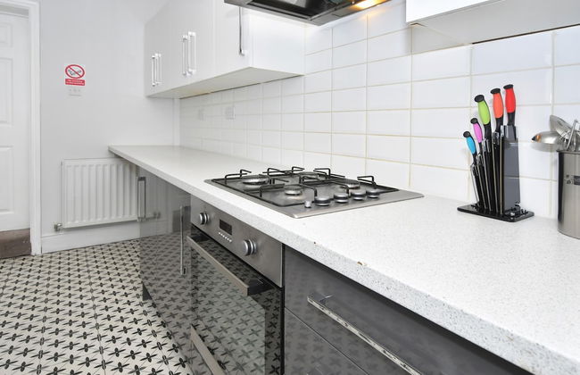 Townhouse @ Lord Street Crewe - Photo 1