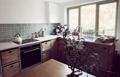 The Rapids Cottage-Secret woodland cottage with outdoor 4 person jetted bath - Foto 11