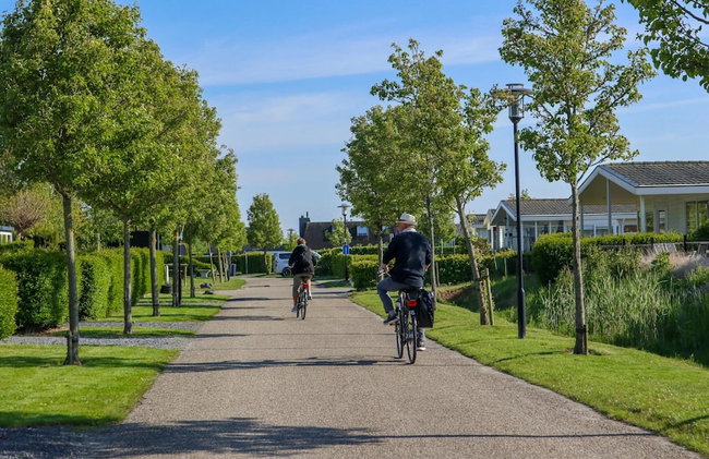 Enchanting Chalet 600 m From the sea - Photo 19
