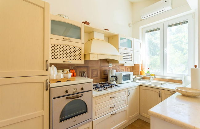 Dvori With Garden, Free Parking Next To Sea - Foto 8