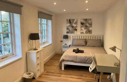 Lovely cottage in Penryn centre with parking - Photo 24