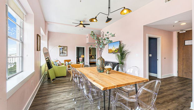 Servicio de comidas en la habitación