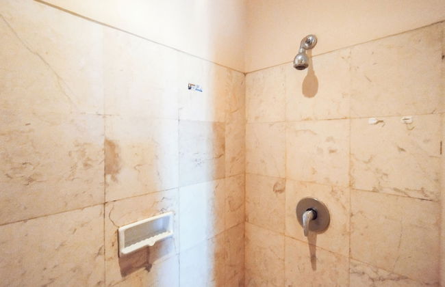 Tranquil Designed 2Br At Braga City Walk Apartment - Foto 10