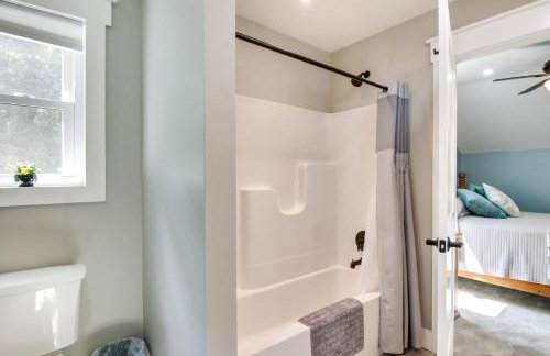 Hot Tub Haven 2 Mi to Beach! Christys Cottage - Foto 23