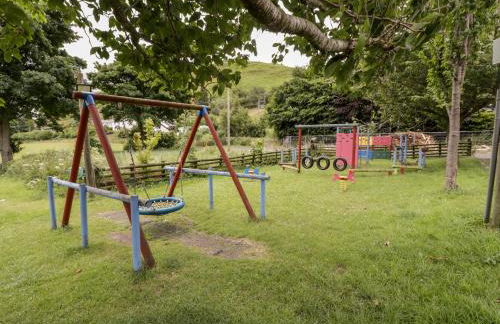 Grange Caravan - Photo 20