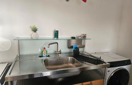 Residence Moai - Gardenview - Business Travel - kostenloser Parkplatz, WLAN, Waschtrockner, Smart TV, Qbo ESSENTIAL, ergonomischer Schreibtisch - Foto 6