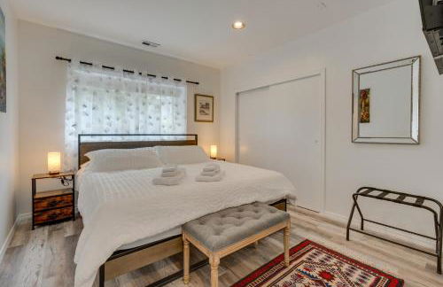 Cozy Kenmore Vacation Rental with Shared Hot Tub! - Foto 9