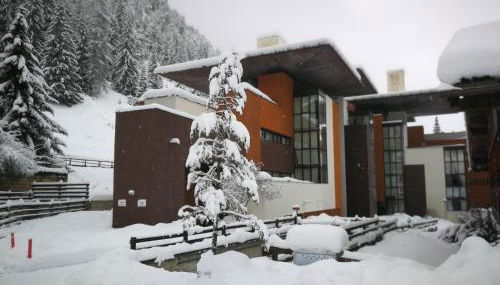 Luce Delle Dolomiti con navetta e sala giochi - Foto 3