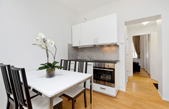 1 Bedroom Short walk to main street - Foto 1