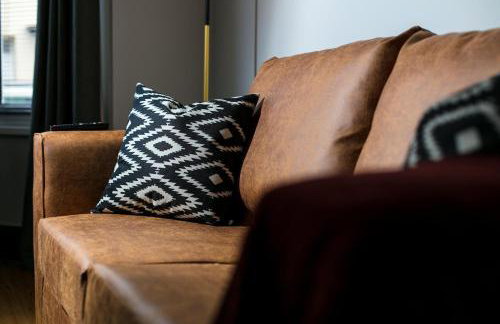 Sutton House by Pureserviced - Photo 35