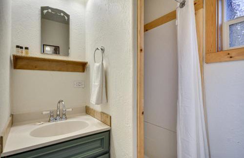 Hike, Ski and Explore Rhododendron Forest Retreat! - Foto 17