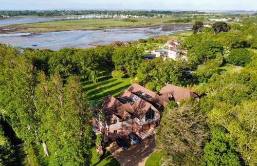 The Shallows by inspirestays-com - Foto 7