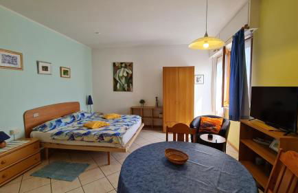 Lucerna studio Balcony lake view by Gardadomusmea - Foto 8