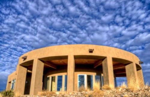 Gorgeous Casita with 360-Degree Views of Abiquiu Lake and Ghost Ranch near Santa Fe, New Mexico - Foto 1