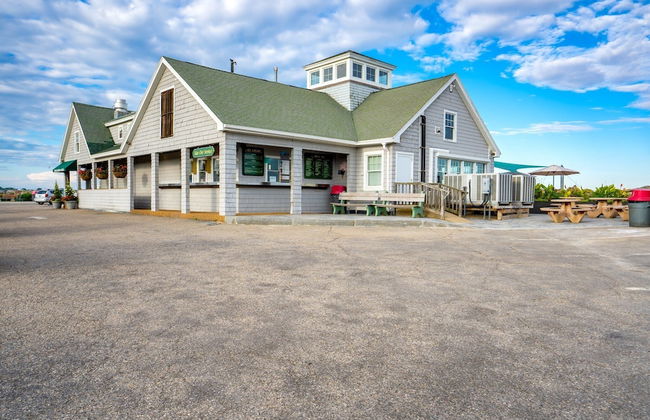 Just Beachy Charming Studio! - Photo 33