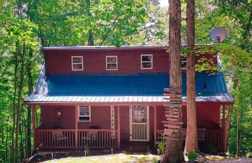 Trailseeker Cabin w King Bed Hot Tub at Red River Gorge Natural Bridge - Foto 1
