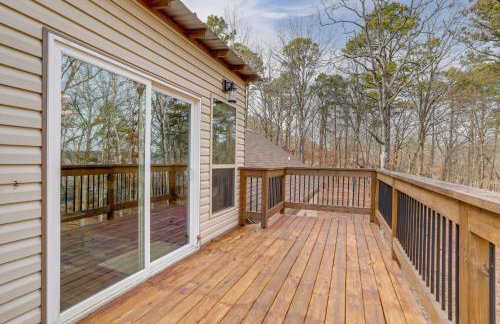 Greers Ferry Lake Access and Deck Group Getaway! - Foto 31