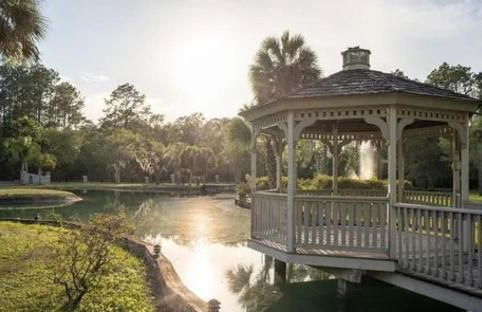 Cottage in the woods at Emerald Lakes Estate - Foto 3